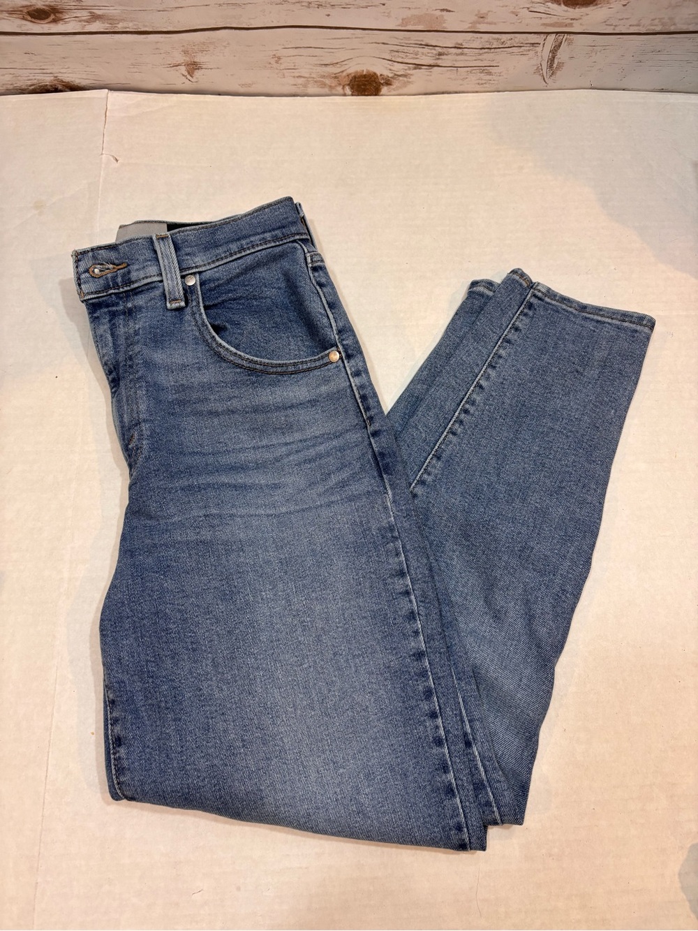 Levi's Silver Tab High-Rise Mom Jeans in a Medium Wash
